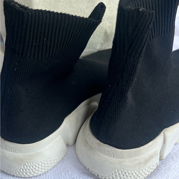 Balenciaga Speed Trainer Kids Black and White Sock Sneakers. - Picture 2 of 9